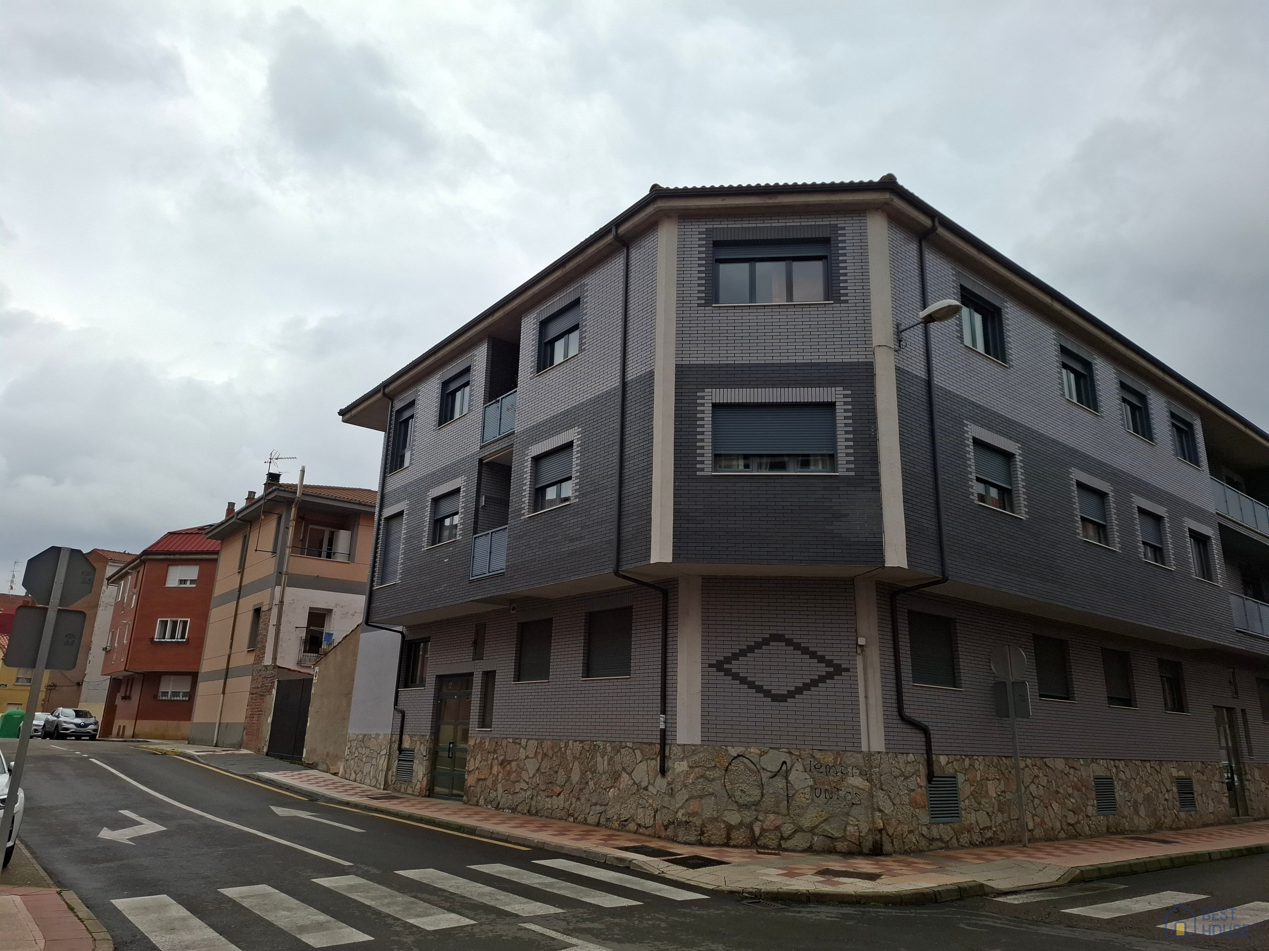 Apartamento a la venta en Villaobispo de las Regueras.